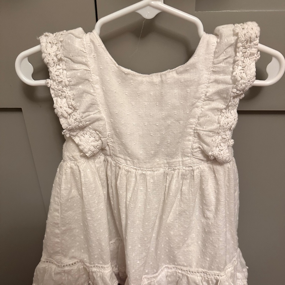 White with lace detail baby dress size 12-18 months